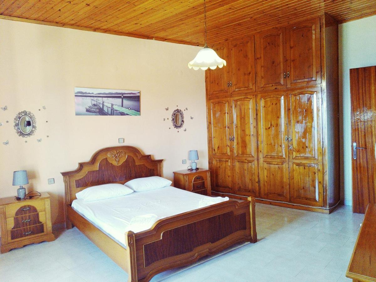 Traditional Panoramic Sea View House Lákones Exterior foto