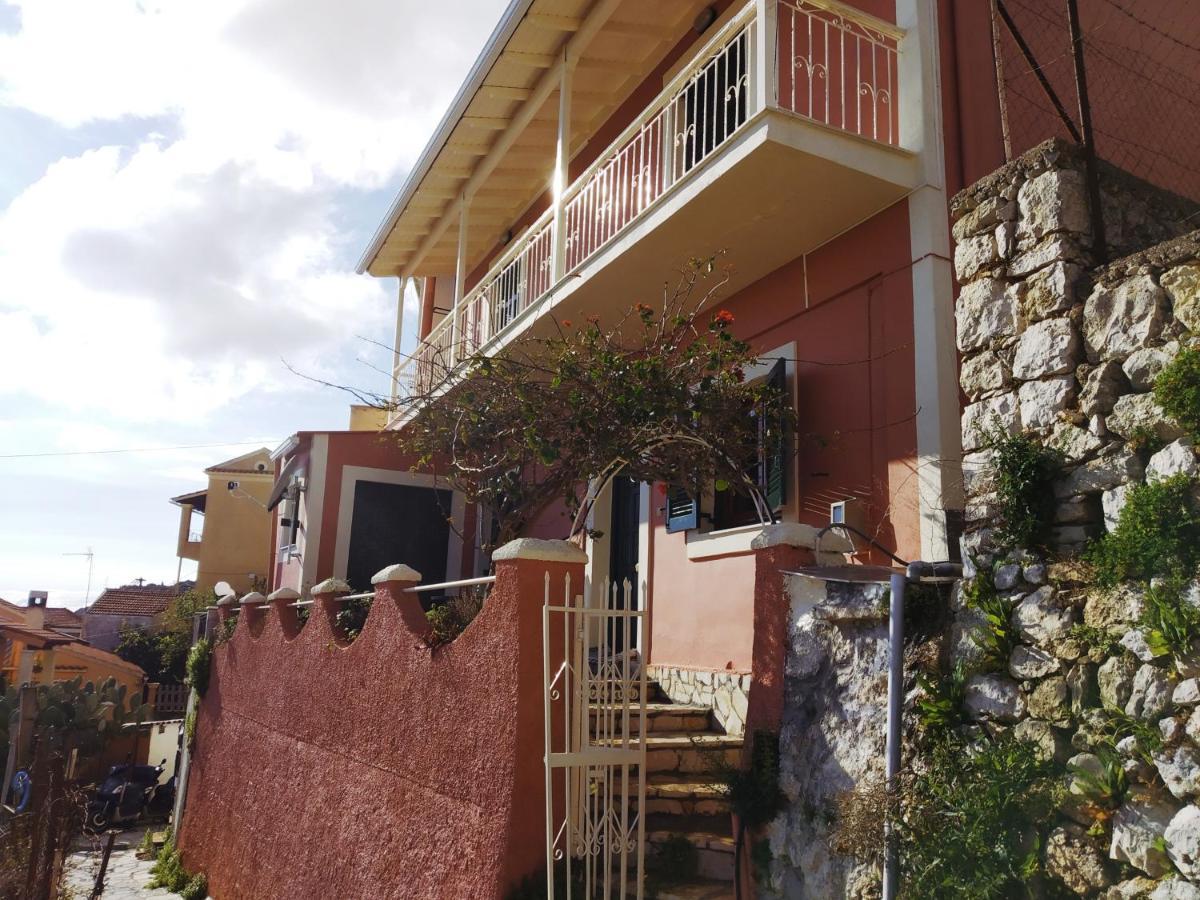 Traditional Panoramic Sea View House Lákones Exterior foto