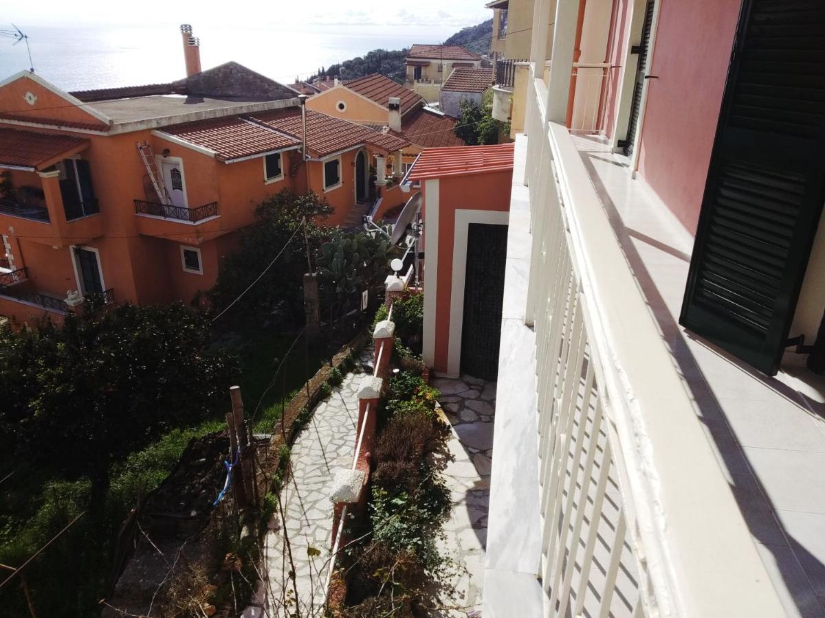 Traditional Panoramic Sea View House Lákones Exterior foto