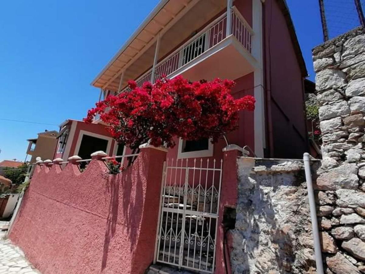 Traditional Panoramic Sea View House Lákones Exterior foto